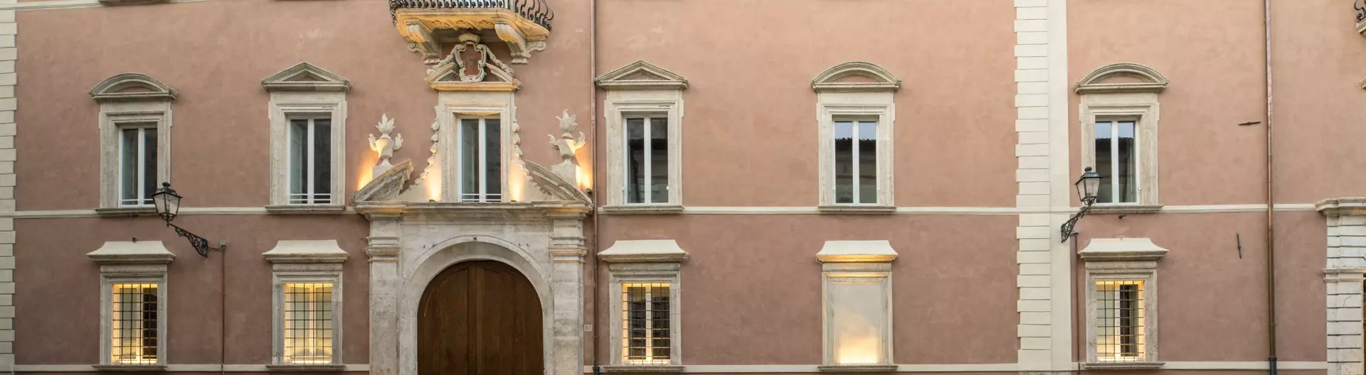 Ascoli Piceno, Corso Mazzini 81, HSIC Fund